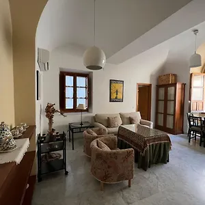 Calle De La Convalecencia Appartement