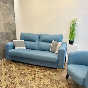 Apartamento De Estilo Tradicional Cordobés En Plaza De La Corredera, Córdoba